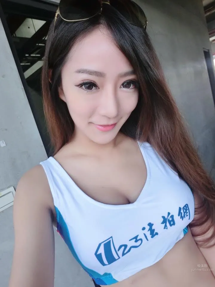 蘋果甜心APO Chou 電力十足的美腿車模 8