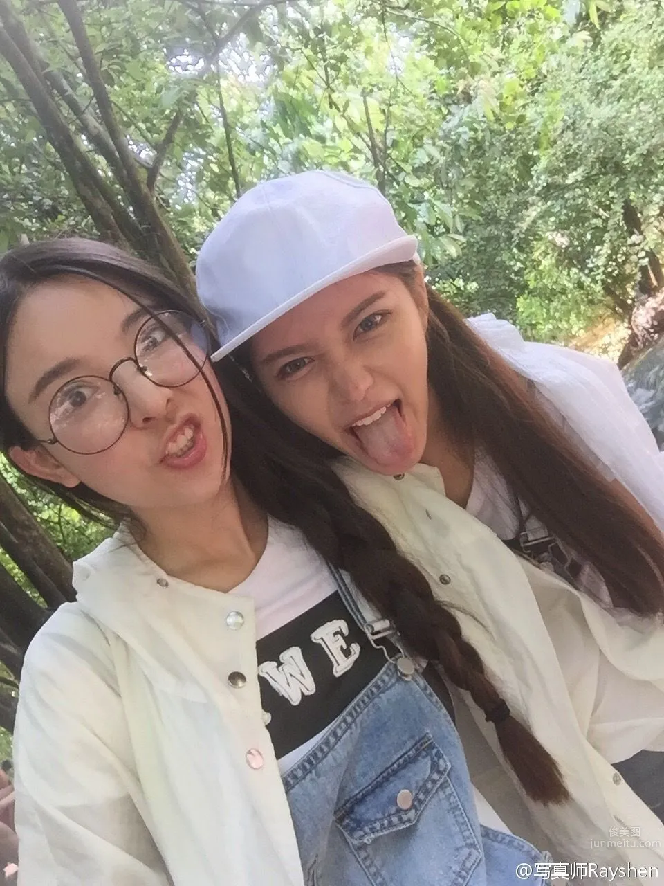 徐妍馨與陳大榕 印尼巴沙旅拍寫真 39
