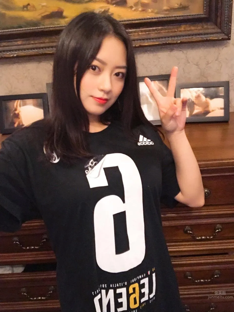 美女主播「么么哒」 懂球女人的魅力_0