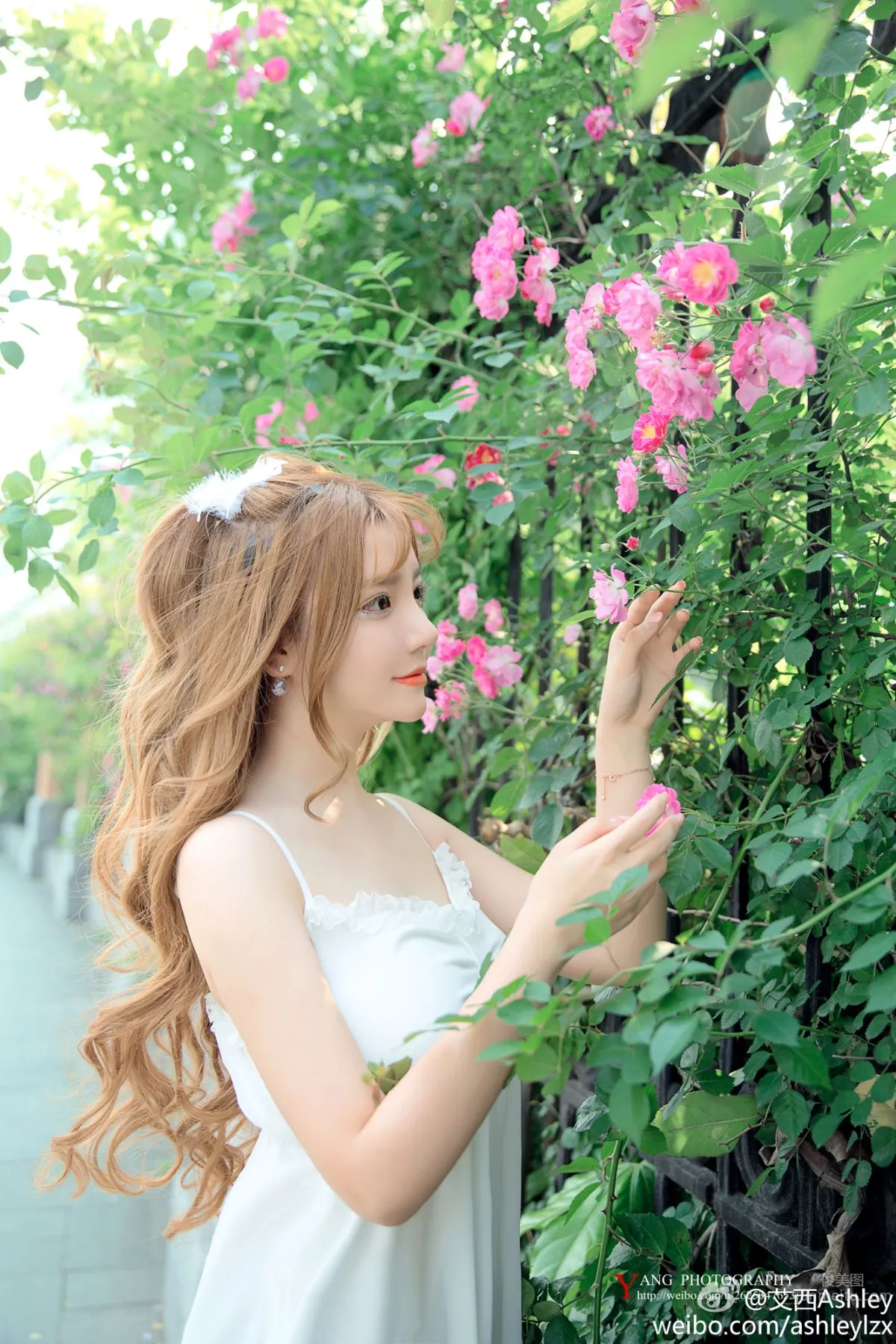 明駿女孩艾西Ashley 嬌豔麗人私房寫真 37