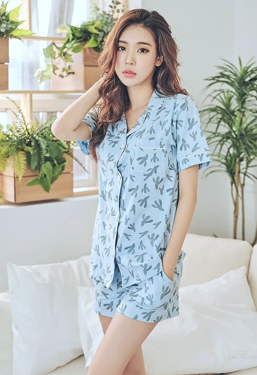 韓國模特樸多賢 Lologirl睡衣系列 106