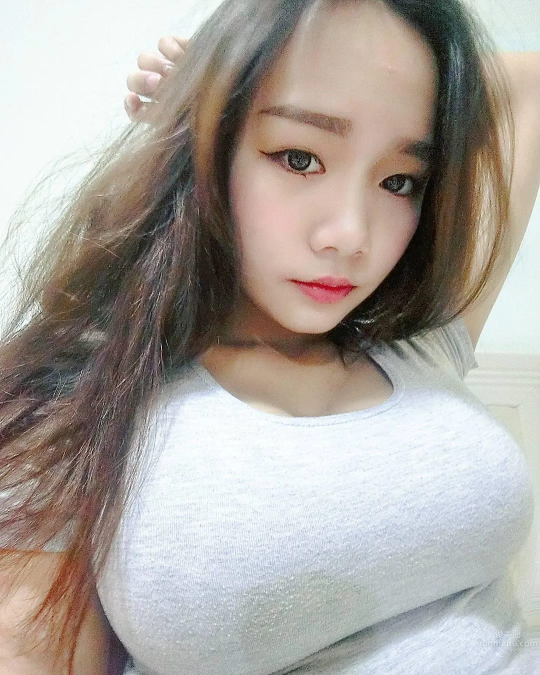 台湾正妹张瑞舫Ig私房照_0