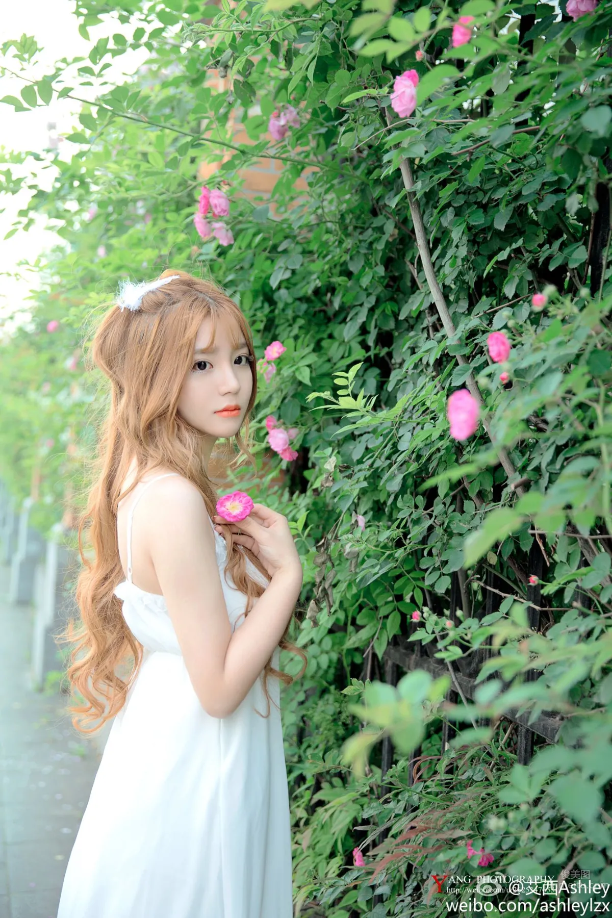 明駿女孩艾西Ashley 嬌豔麗人私房寫真 36