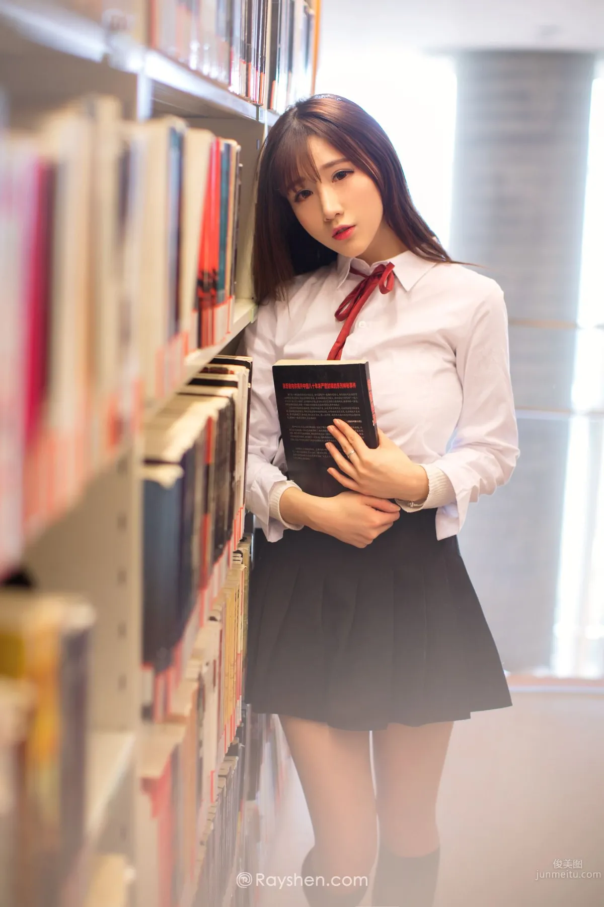 灵动美女张飞飞 纯情唯美校服写真_0