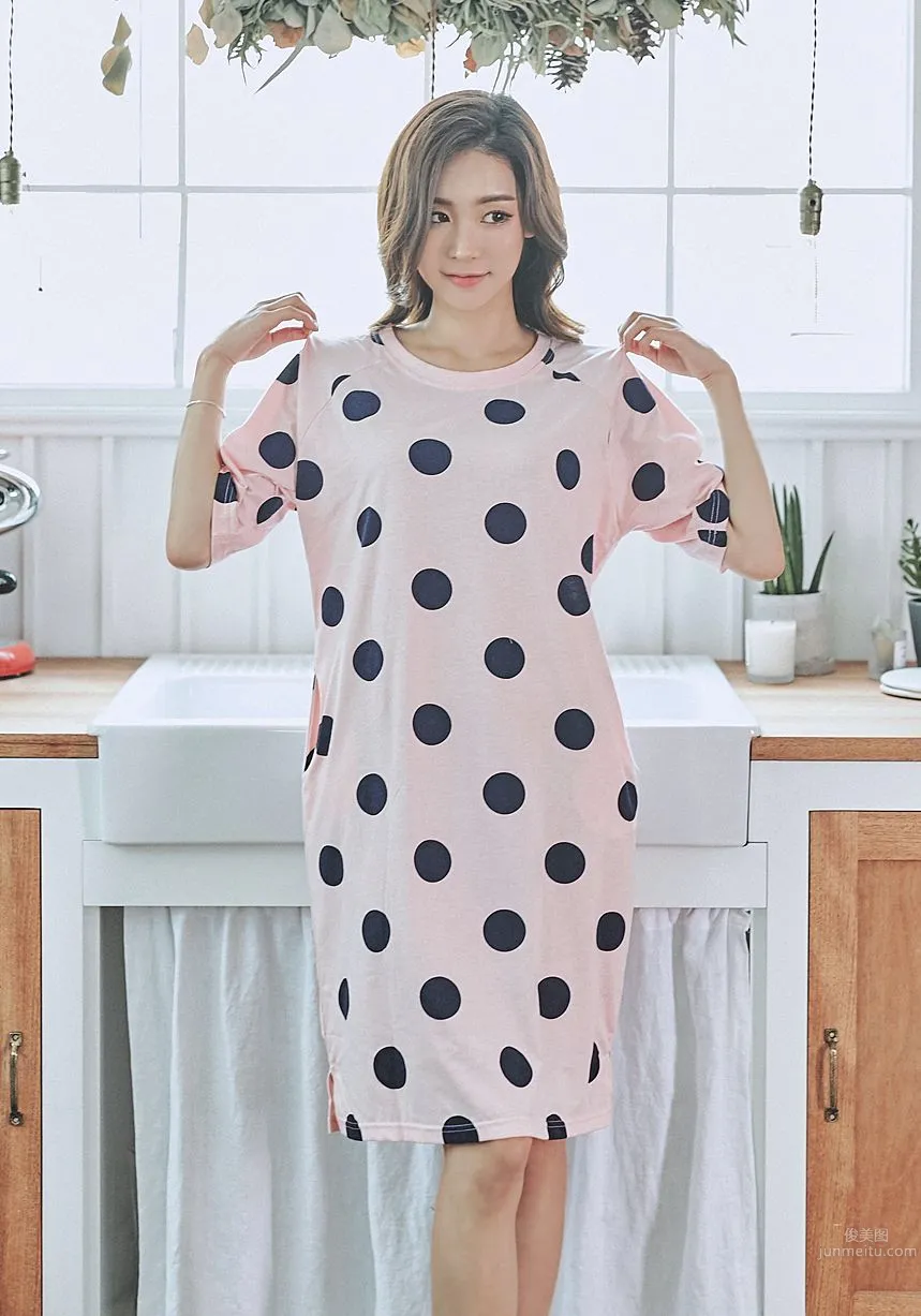 韓國模特樸多賢 Lologirl睡衣系列 77