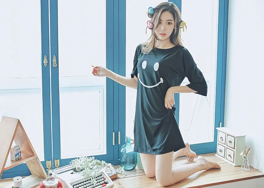 韓國模特樸多賢 Lologirl睡衣系列 21