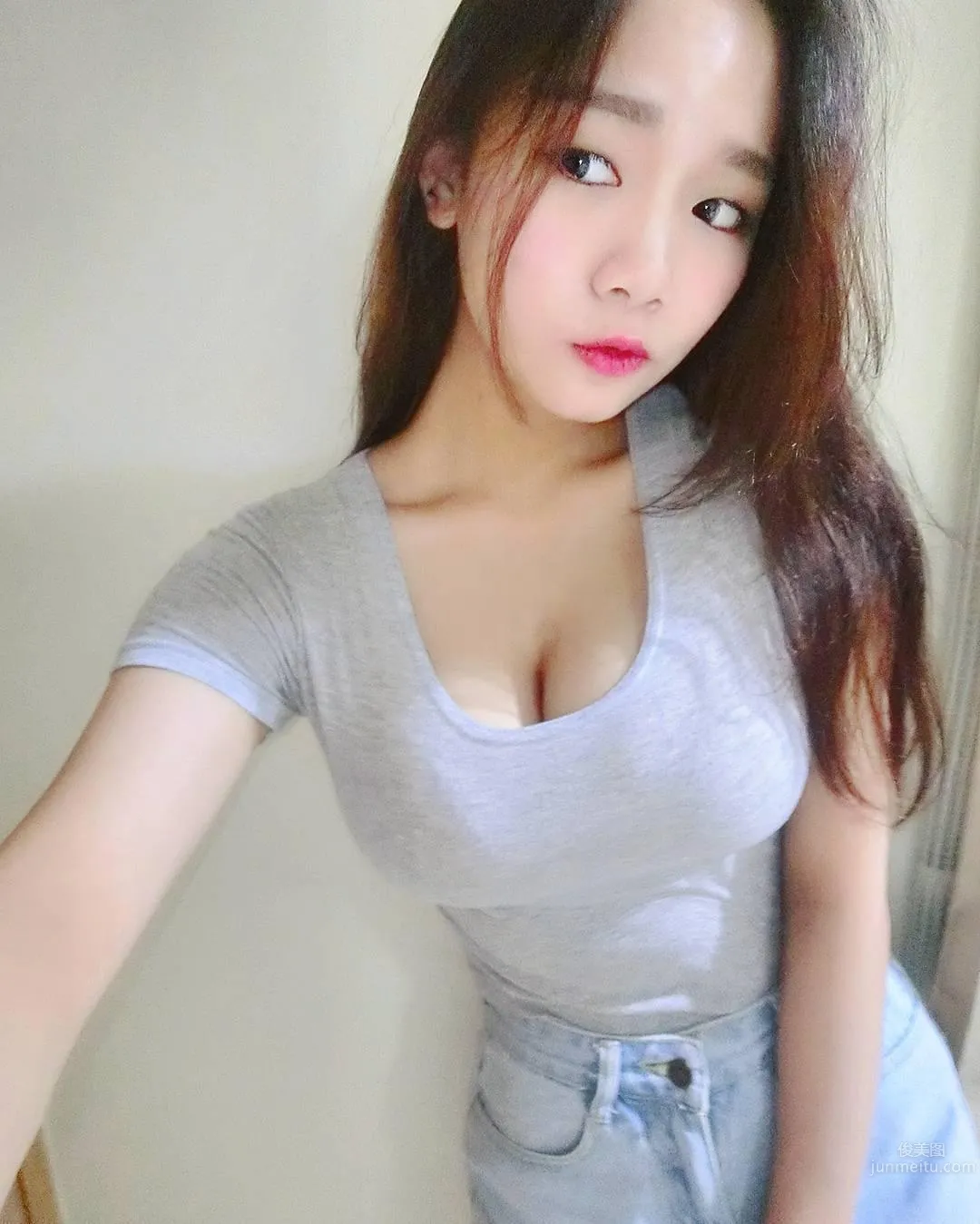 台湾正妹张瑞舫Ig私房照_2