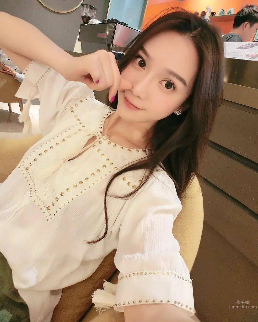 時尚氣質美女ZY大暖私房照 20