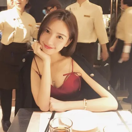 時尚氣質美女ZY大暖私房照