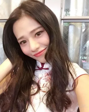 無雙樂團正妹莙莙 古筝手的私房照
