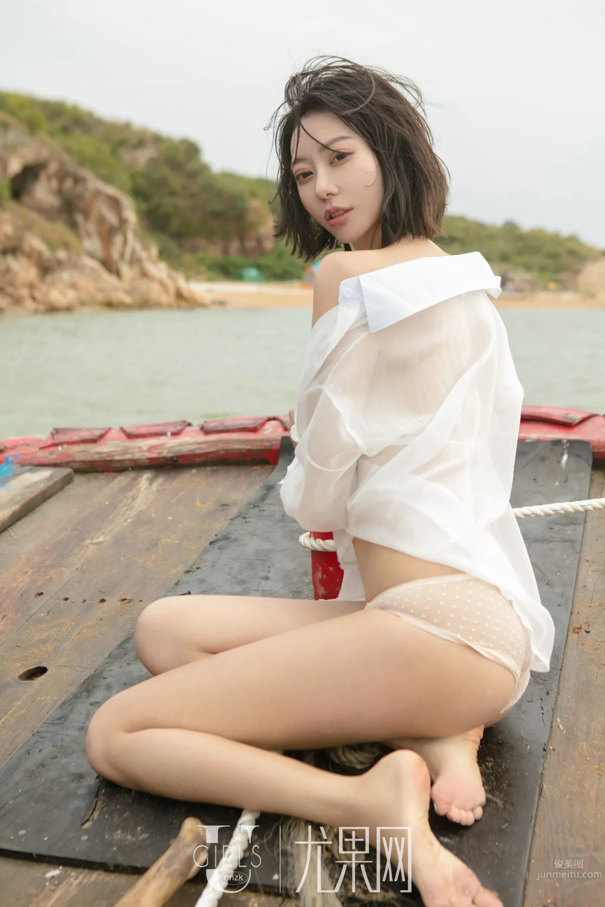 銀劍女郎付藝軒 海邊沙灘秀美腿 60
