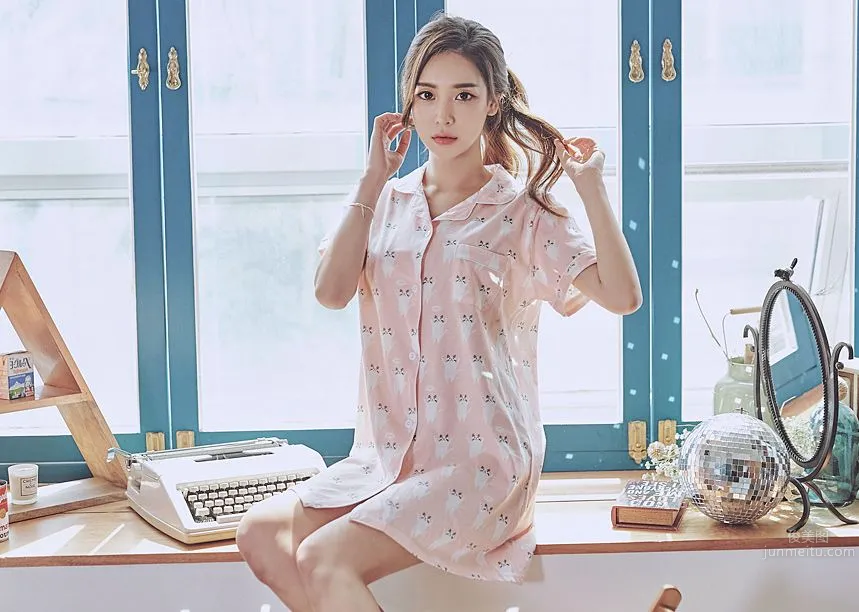 韓國模特樸多賢 Lologirl睡衣系列三 126