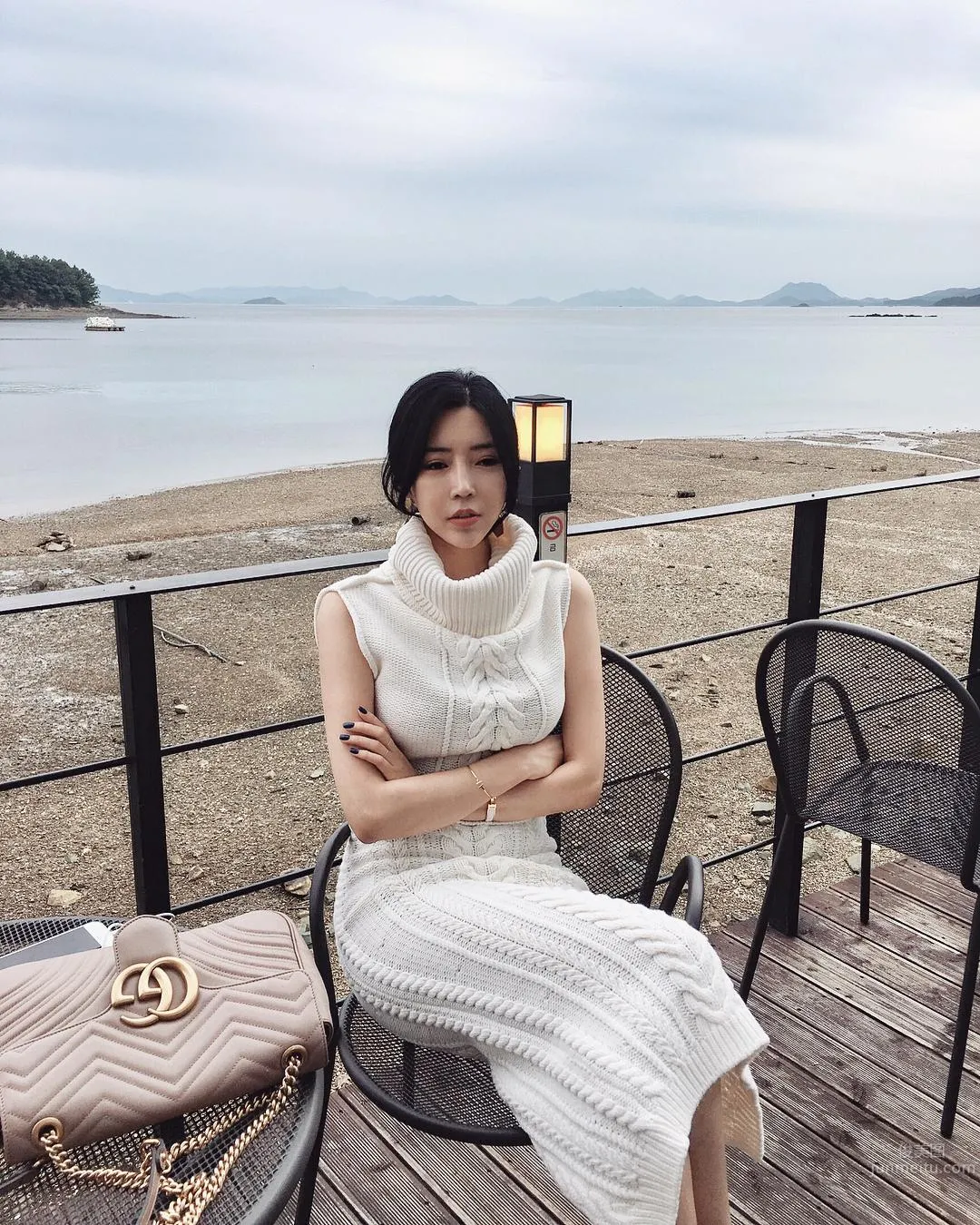 南韓郭雪芙Choi Somi 泳池出鏡太飽滿 47
