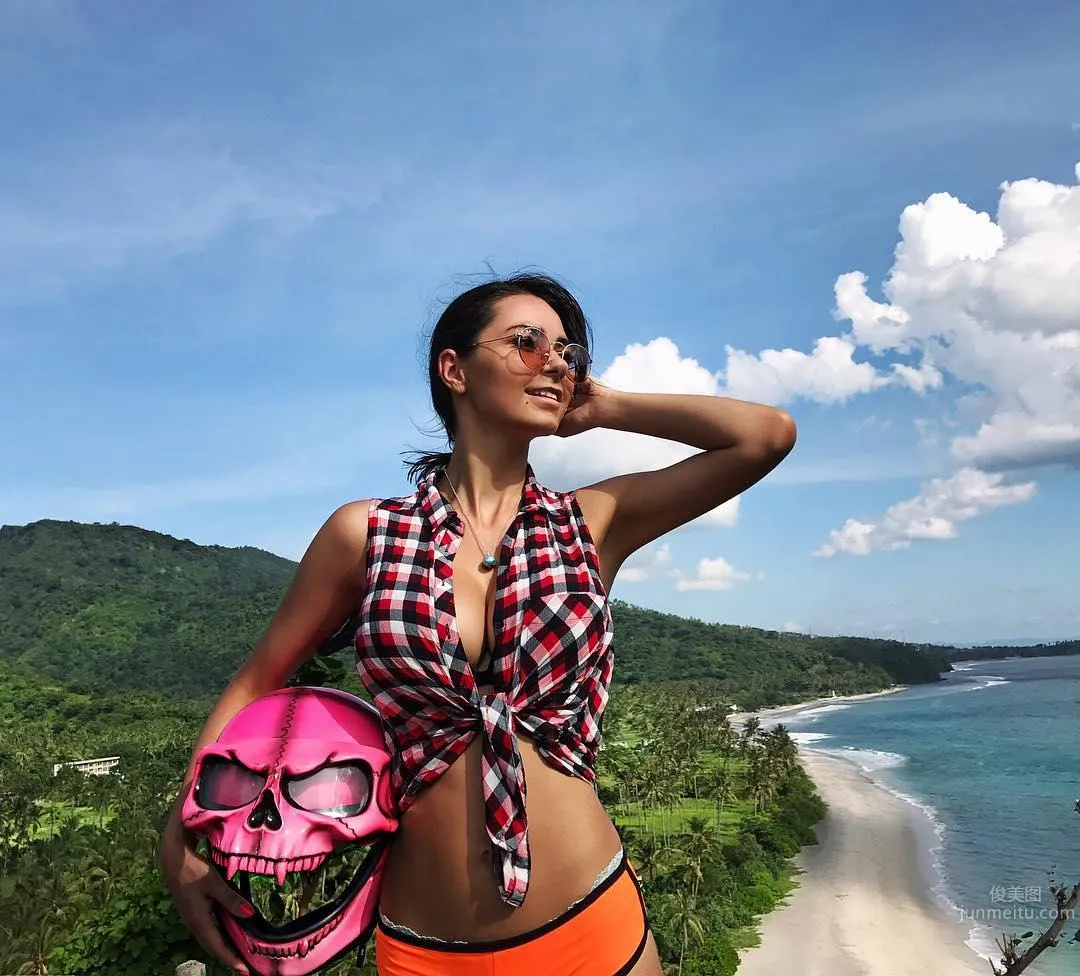 嫩模Helga Lovekaty J羅的正牌女友 26