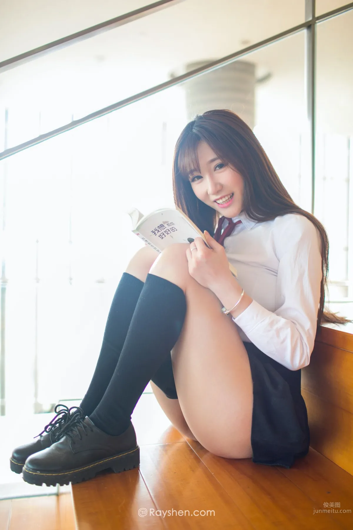 灵动美女张飞飞 纯情唯美校服写真_4