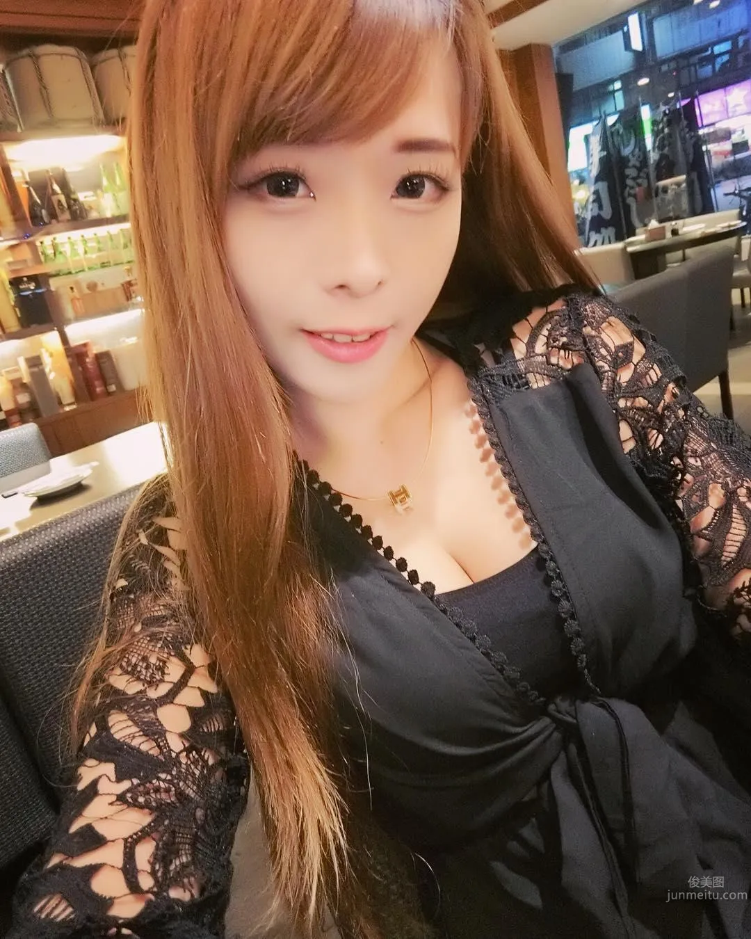 張筱柔- 超火辣網拍老闆娘 25