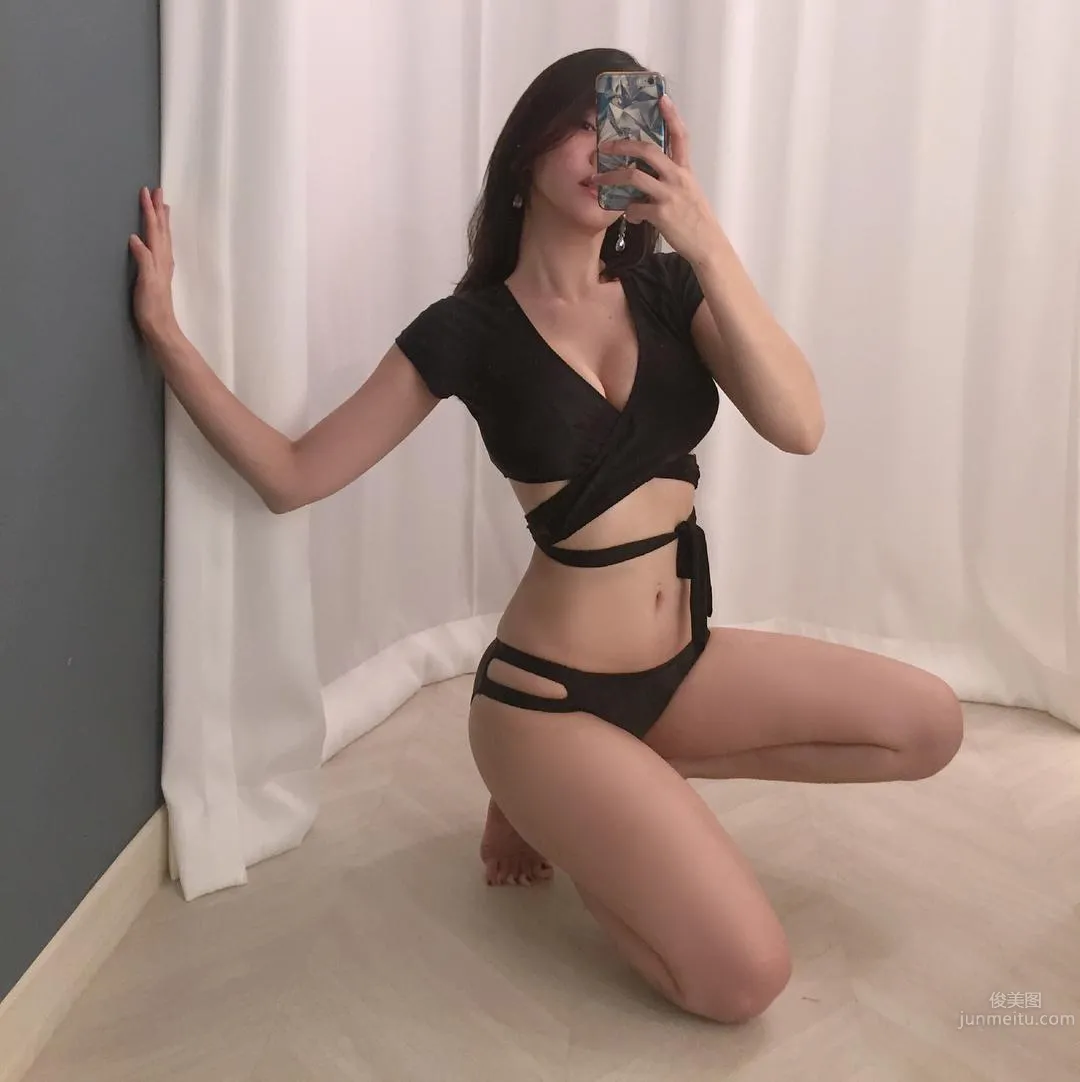 韓國美人店主Kim Pro的妖娆身段 45