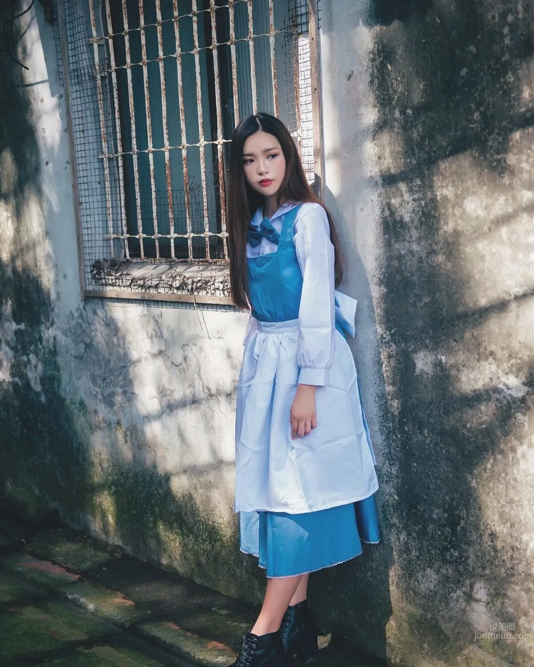 黑面美女黃書庭 白皙美腿極危險 13