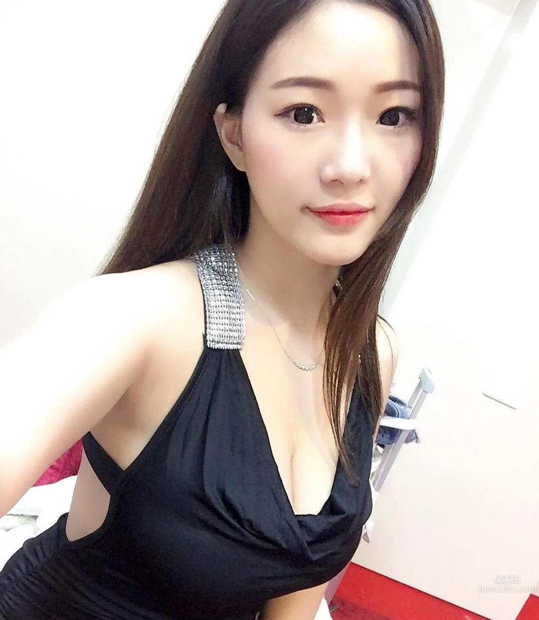 施菲亞Feiya- 好兇的外拍甜心 17