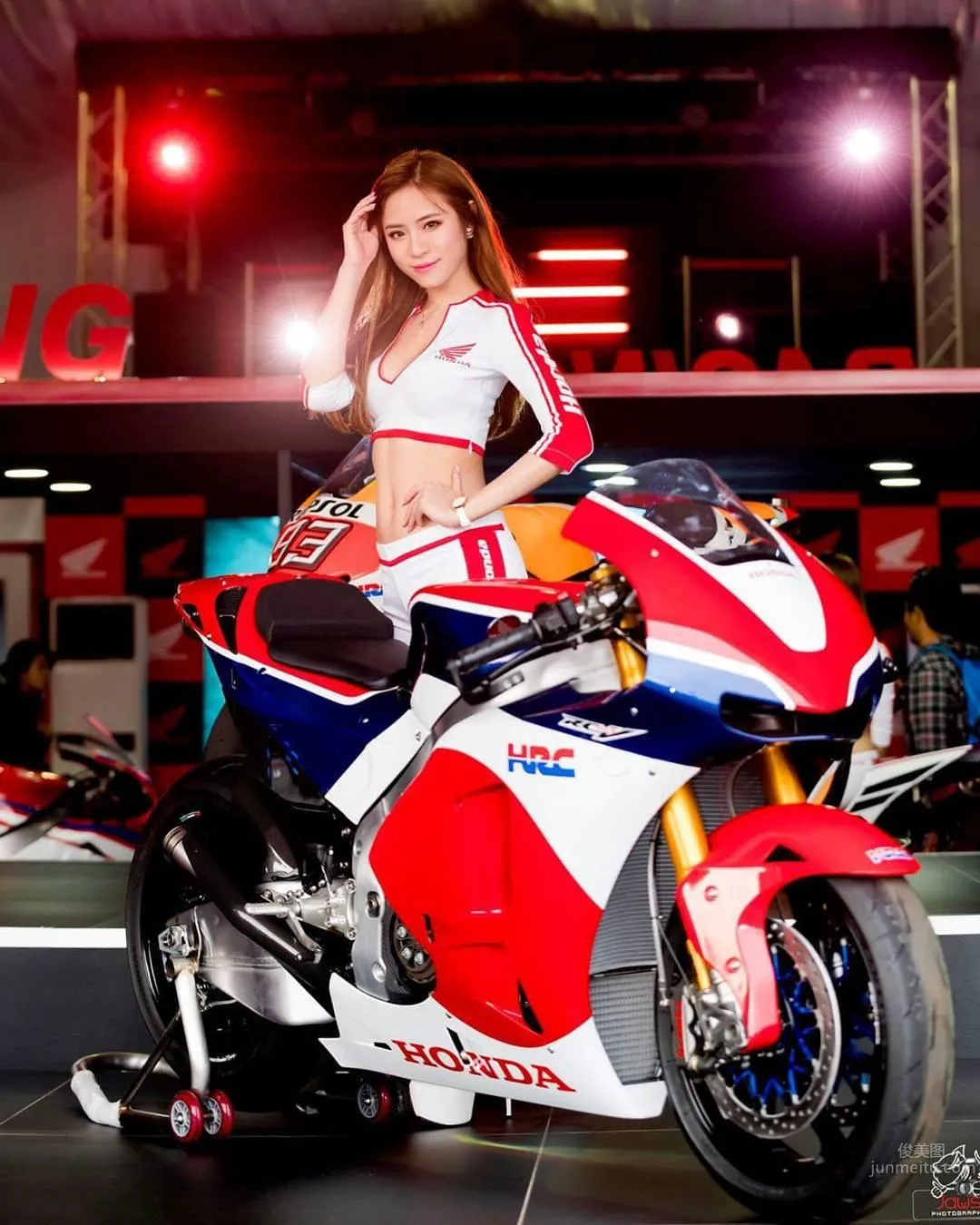 大馬車模Germaine Ong，性感俏佳人 17