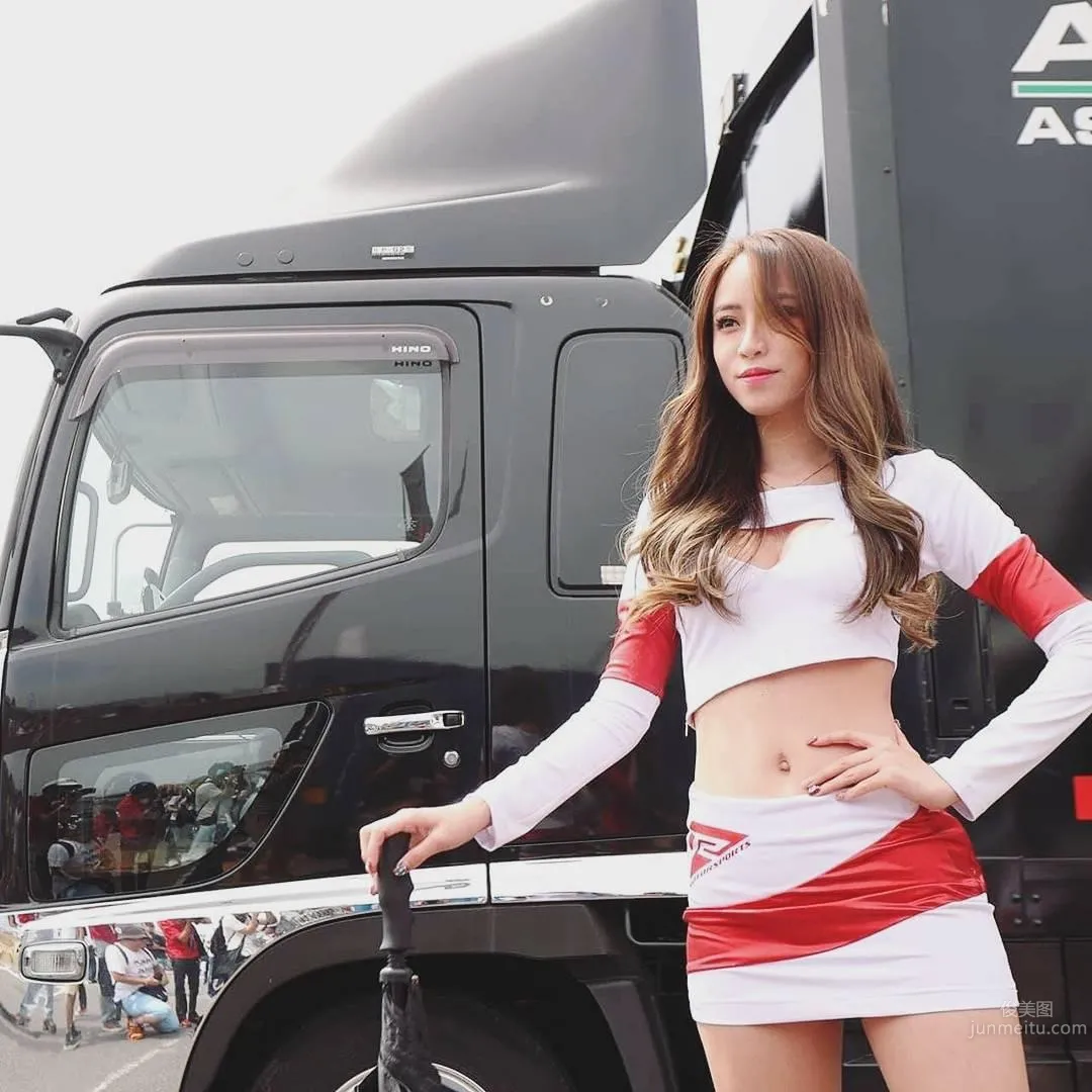 大馬車模Germaine Ong，性感俏佳人 10