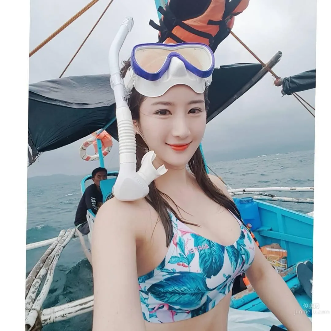 Yeseul Kim- 海邊俯視的「火辣比基尼正妹」 7