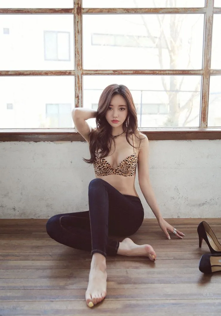 韓國女神孫允珠 唯美系吊帶内衣 45