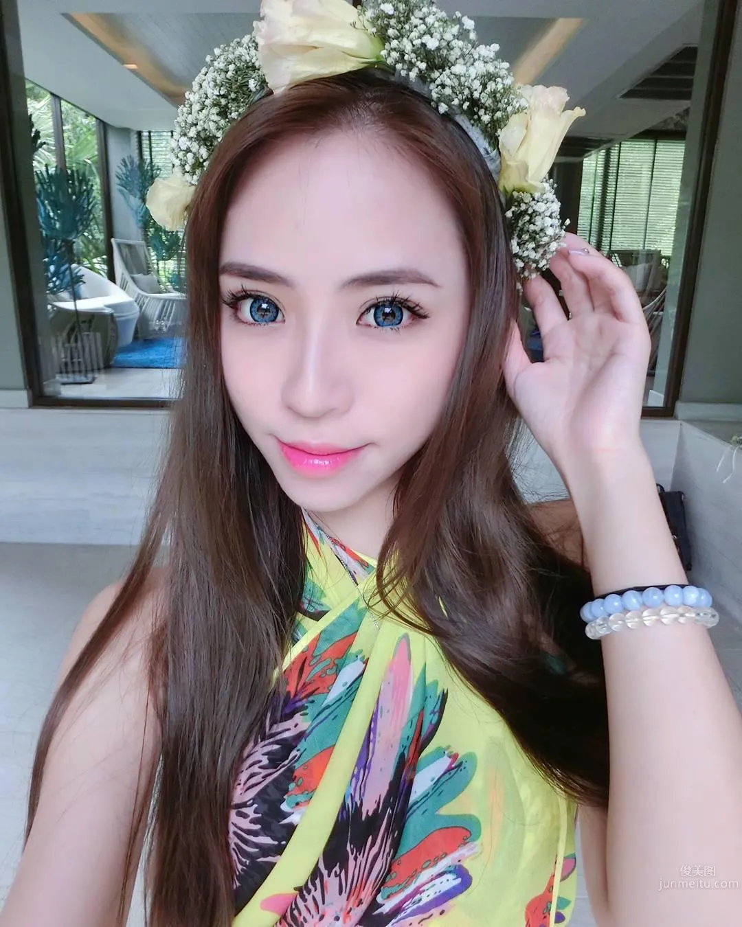大馬車模Germaine Ong，性感俏佳人 4