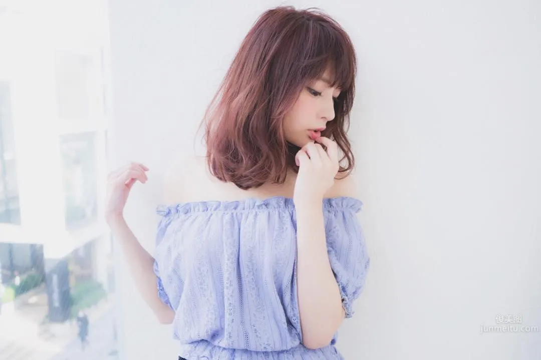 日本妹子似鳥沙也加 浴場裡驚見美若天仙 2