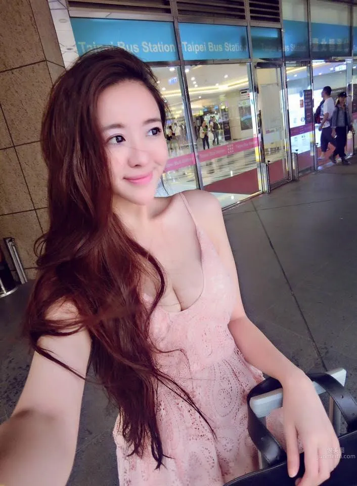 笑容女神張嘻嘻 外型出色身材姣好 4