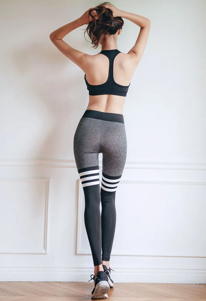 韓國模特樸多賢 Lologirl運動服飾系列三 50