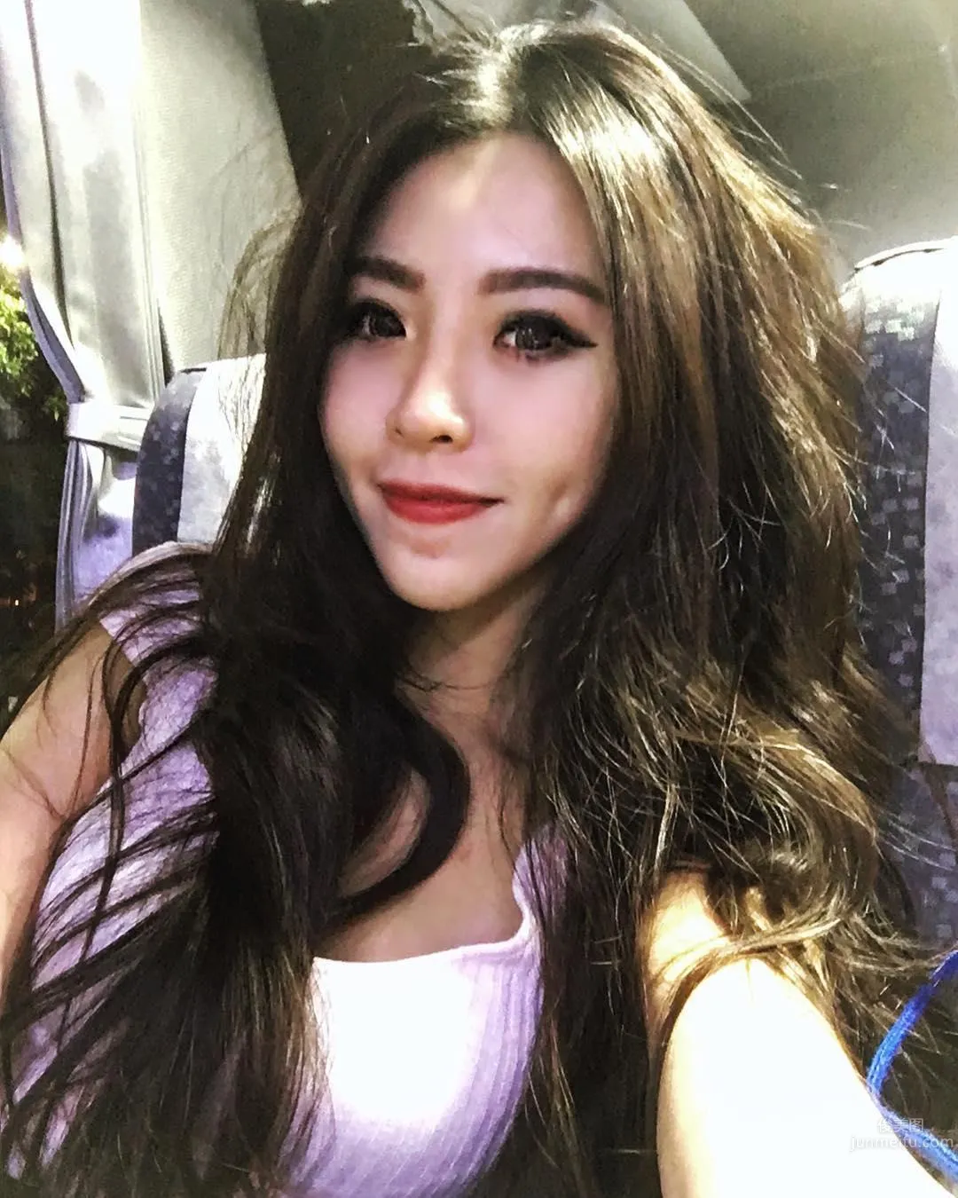 超電眼長榮空姐孫嘉霙 微笑小酒窩讓人神魂颠倒 20
