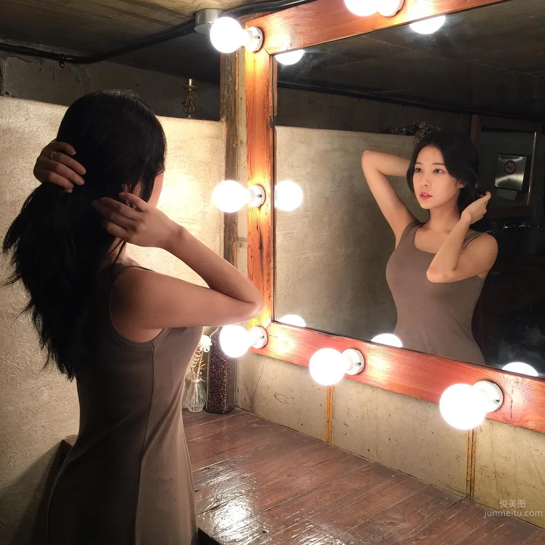 超完美花藝老師身材太好！海邊大曬比基尼讓網友激動 34