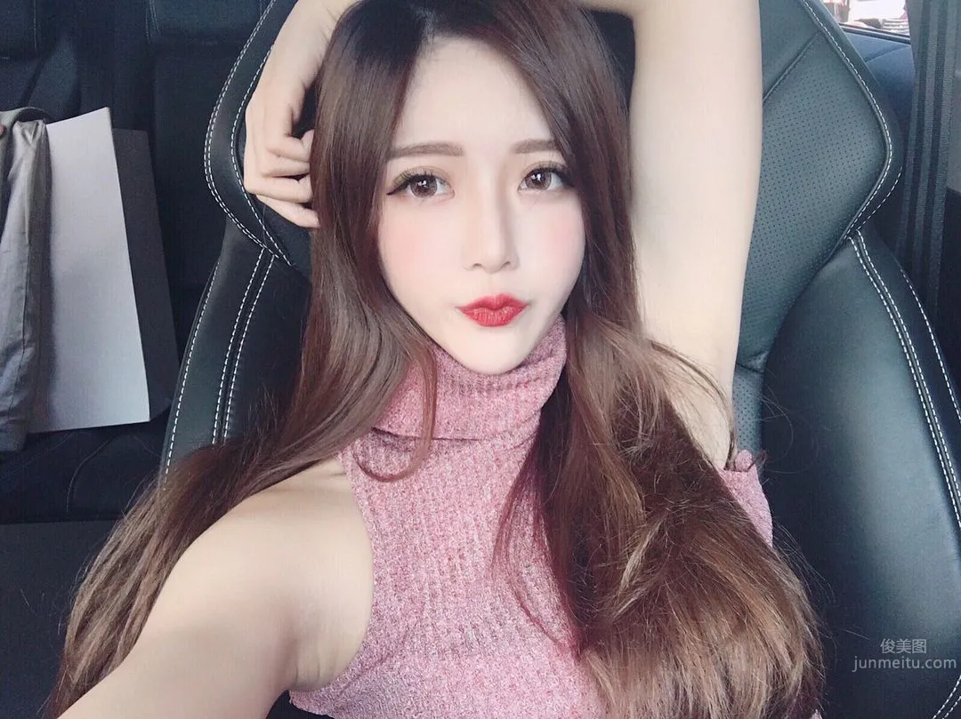台湾正妹石洁心 超吸睛的事业线_16