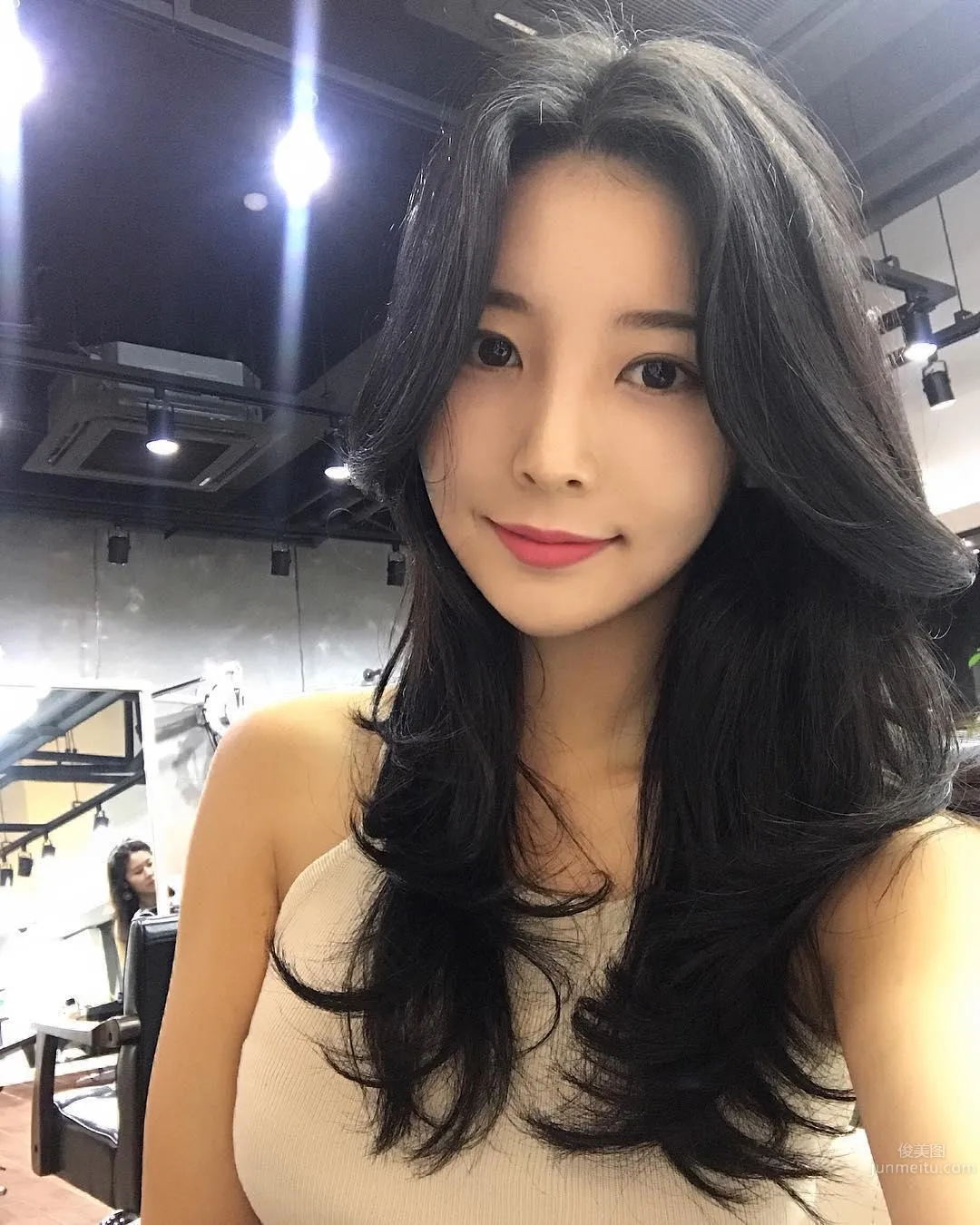超完美花藝老師身材太好！海邊大曬比基尼讓網友激動 37