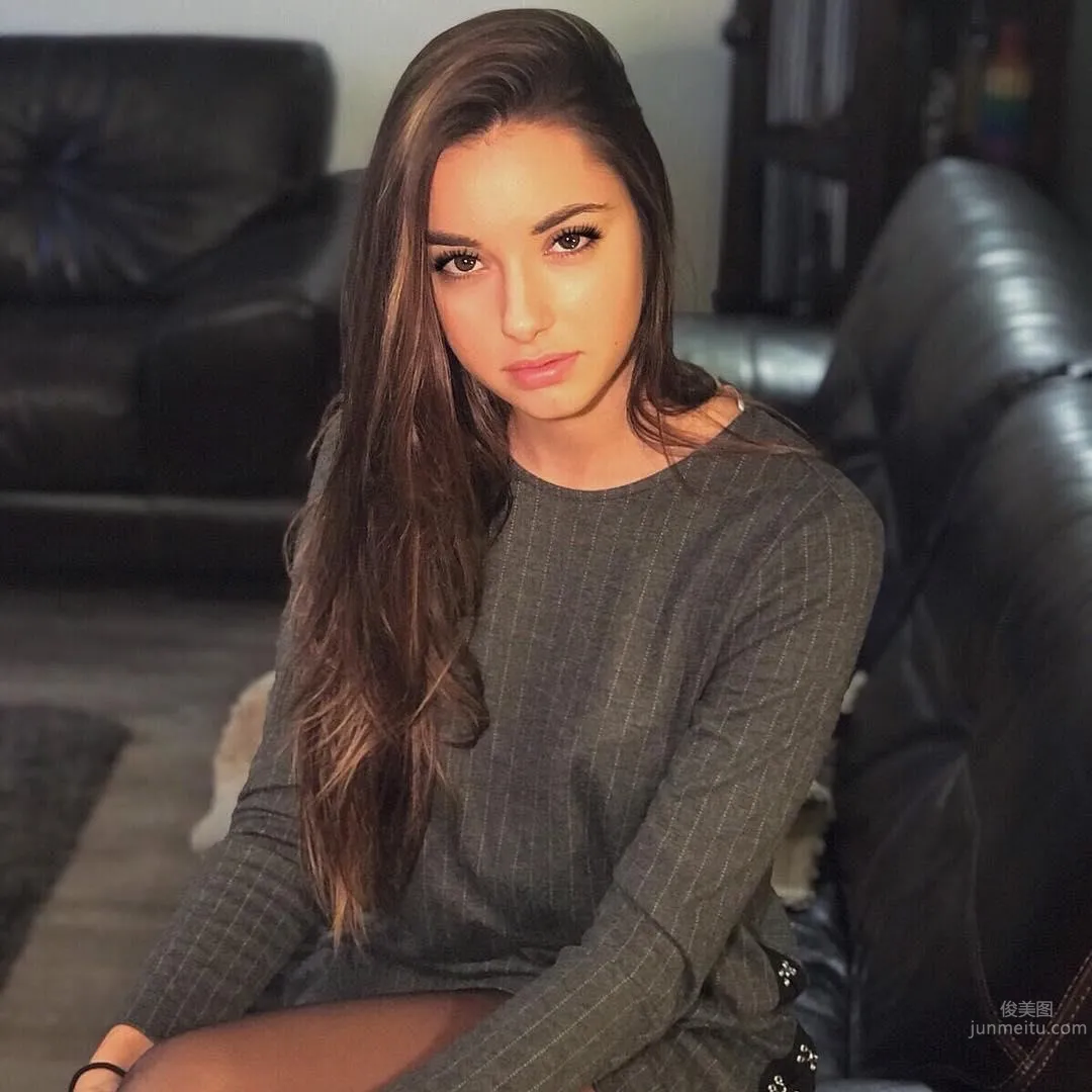 法國甜心Axelle Pruneaux 愛笑的眼睛會勾人 48