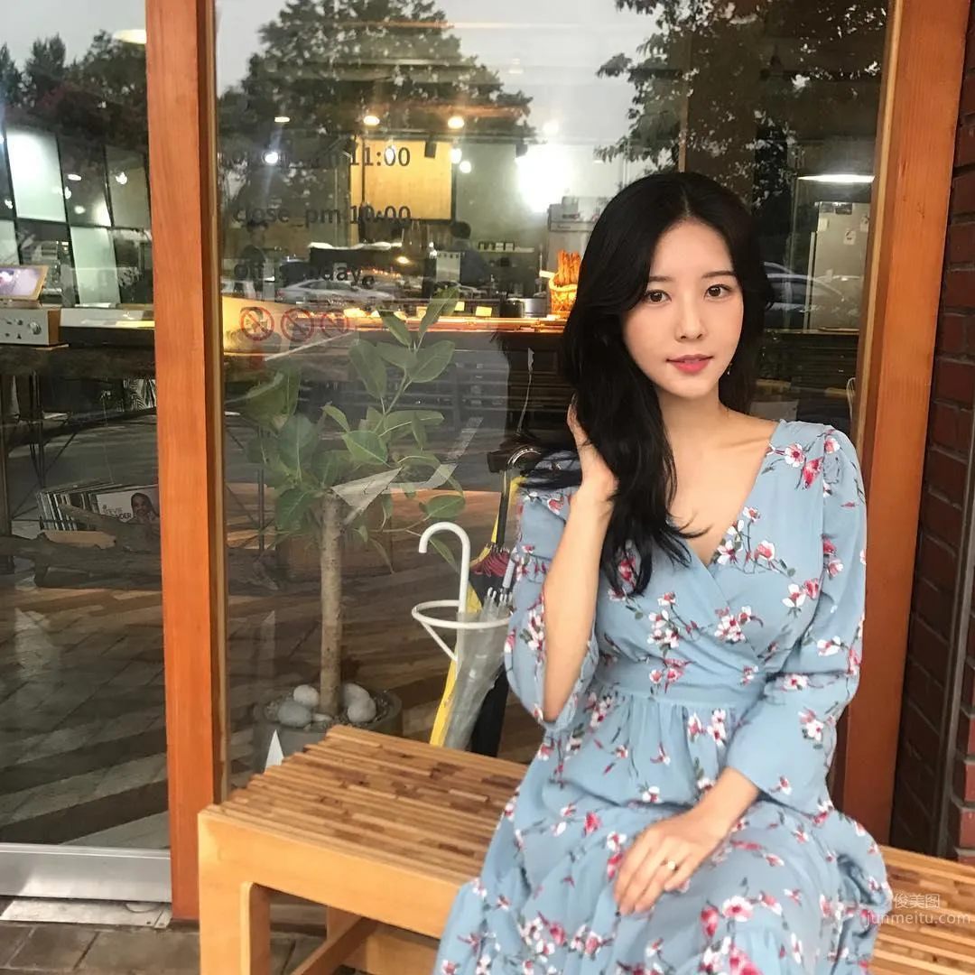 超完美花藝老師身材太好！海邊大曬比基尼讓網友激動 33