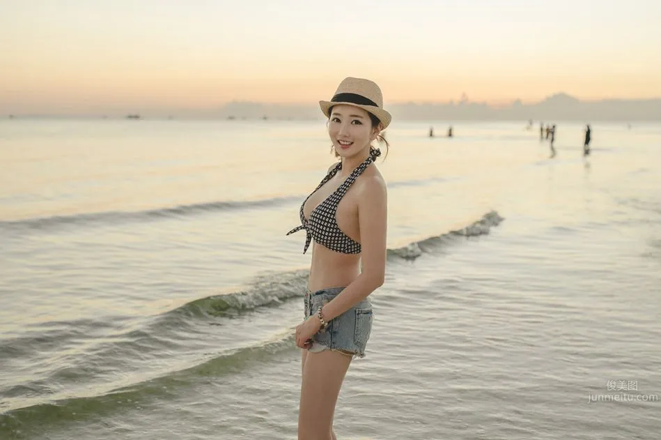 李妍靜- 2017年MayBeach比基尼系列八 21