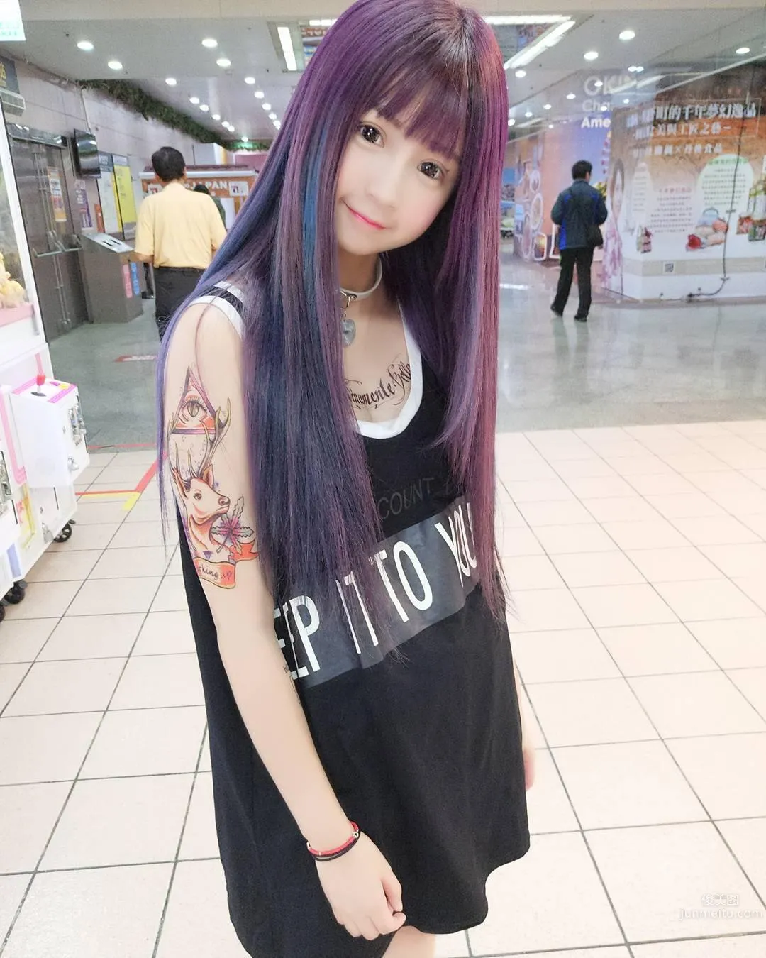 超甜美萌妹周奕瑜 深藏不露的好身材_7