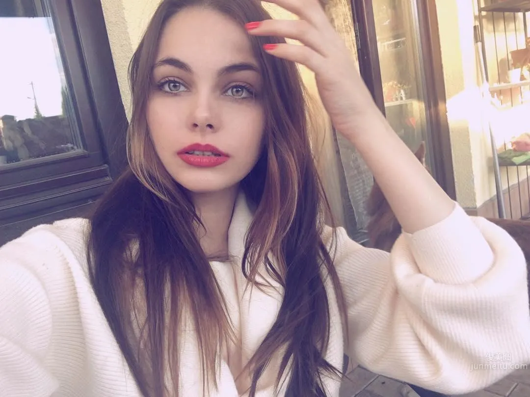 Oktyabrina Maximova- 俄羅斯美人私房寫真 19