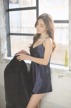 南韓美人孫允珠 唯美系吊帶内衣二