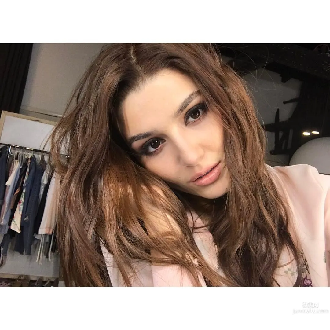 Hande Ercel- 土耳其美女私房照_3