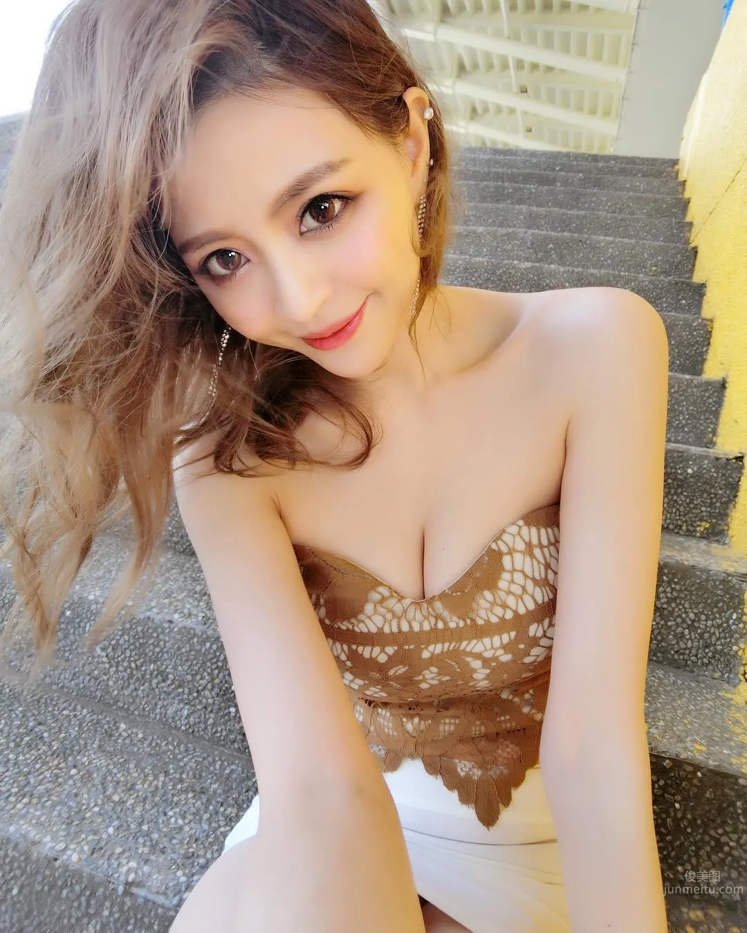 Lucy倪千淩- 氣質正妹各種套裝好銷魂 39