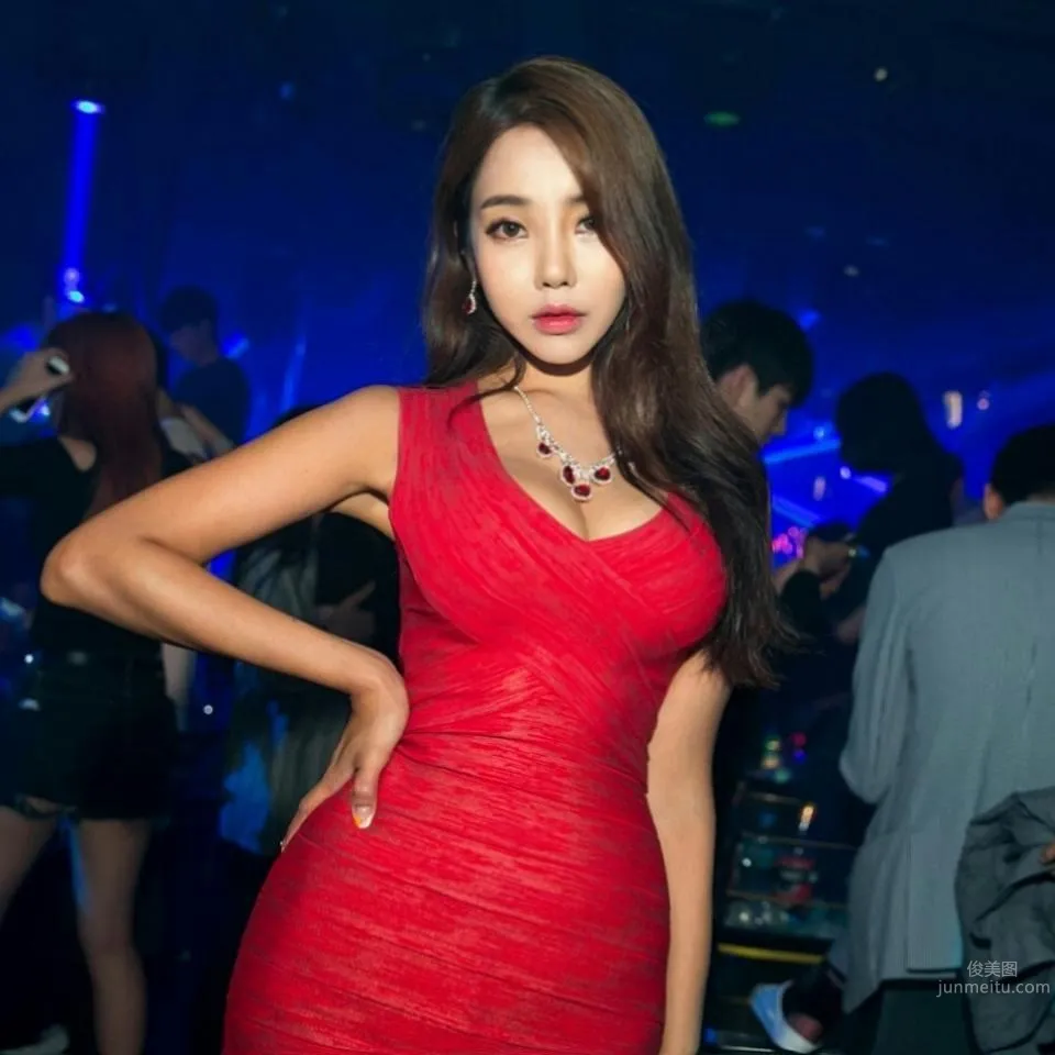 南韓美女金智娜 火辣比基尼美照 17
