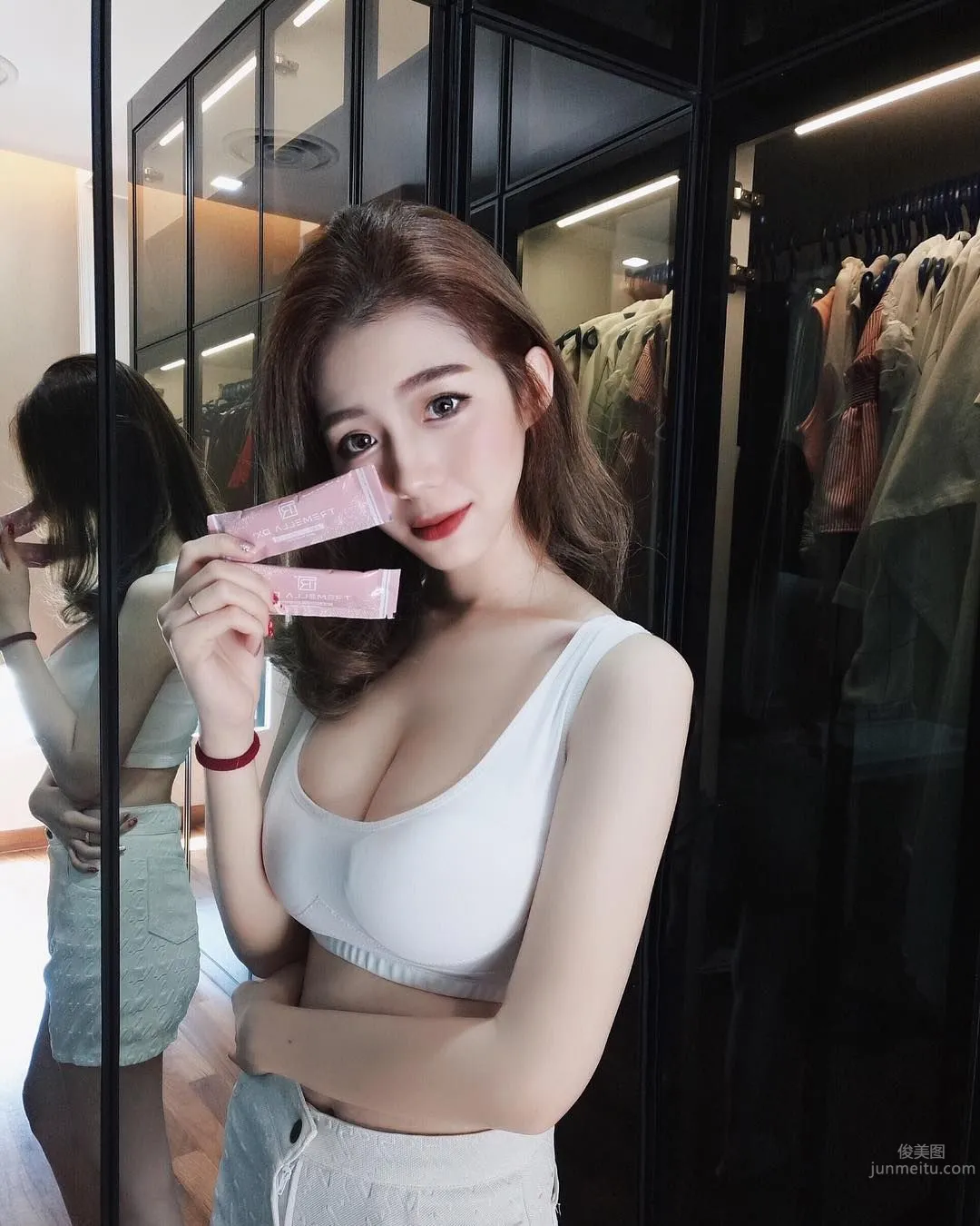 神基因「妹子聖地」就是這一國！白嫩美肌與不合理好身材 35