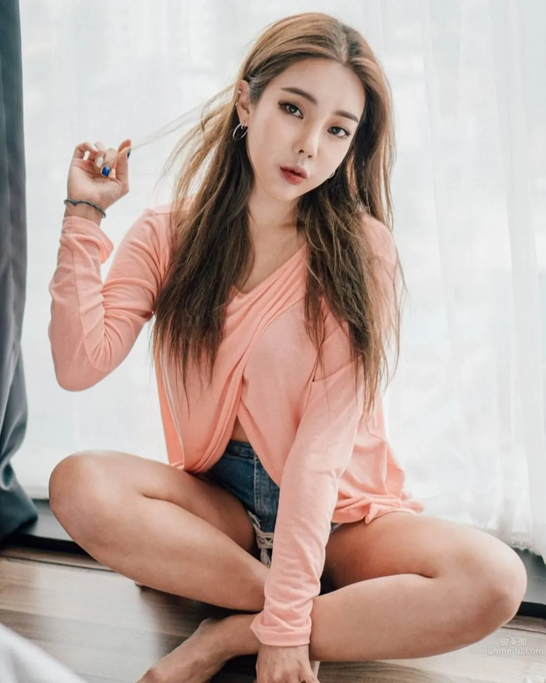 南韓美女金智娜 火辣比基尼美照 25