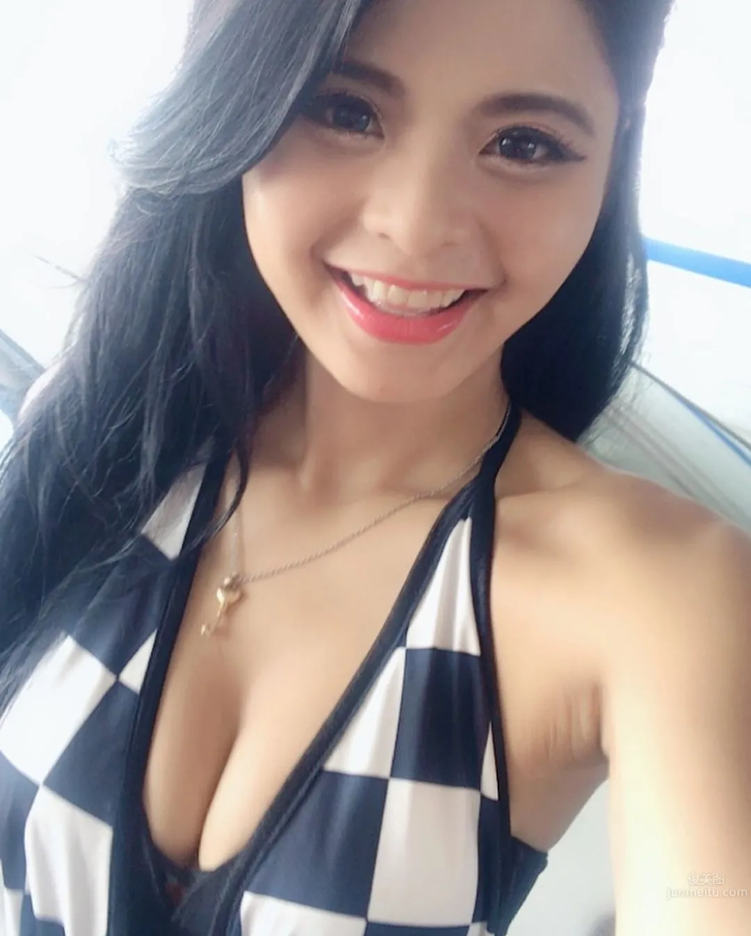 陽光美姬佐藤麻優 健康的小麥色皮膚 14
