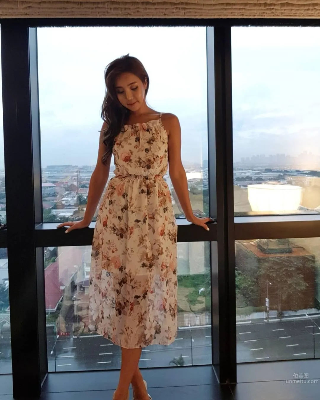 南韓美女金智娜 火辣比基尼美照 18