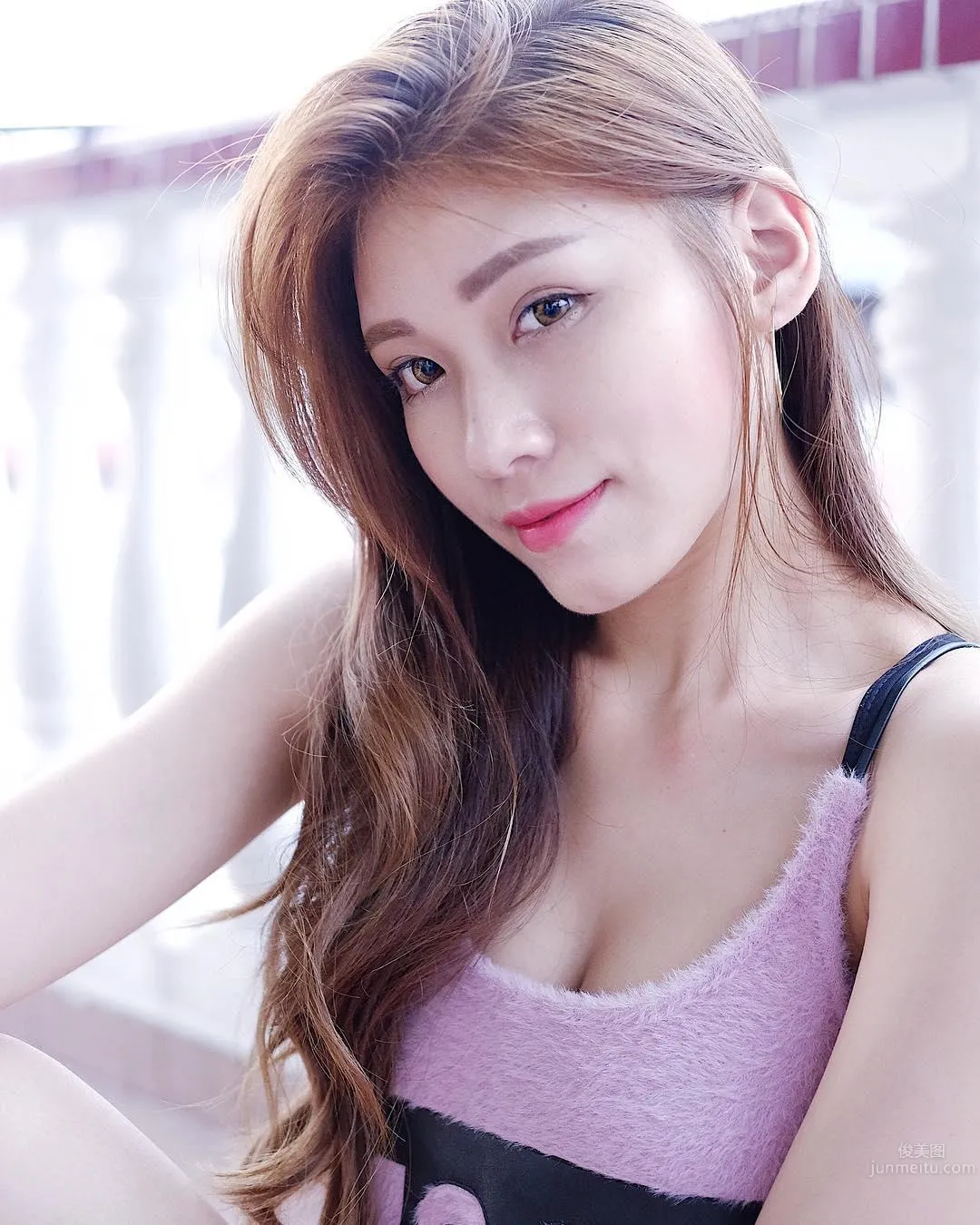 大馬正妹Mimi Chen，時尚性感的曲線美 14