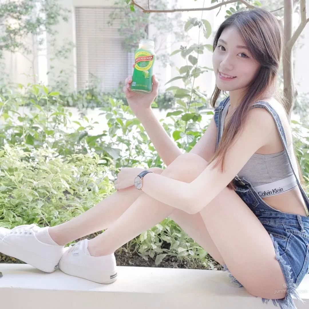 大馬正妹Mimi Chen，時尚性感的曲線美 6